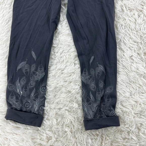 Lululemon Acro Crop Peacock Feather - Picture 5 of 5